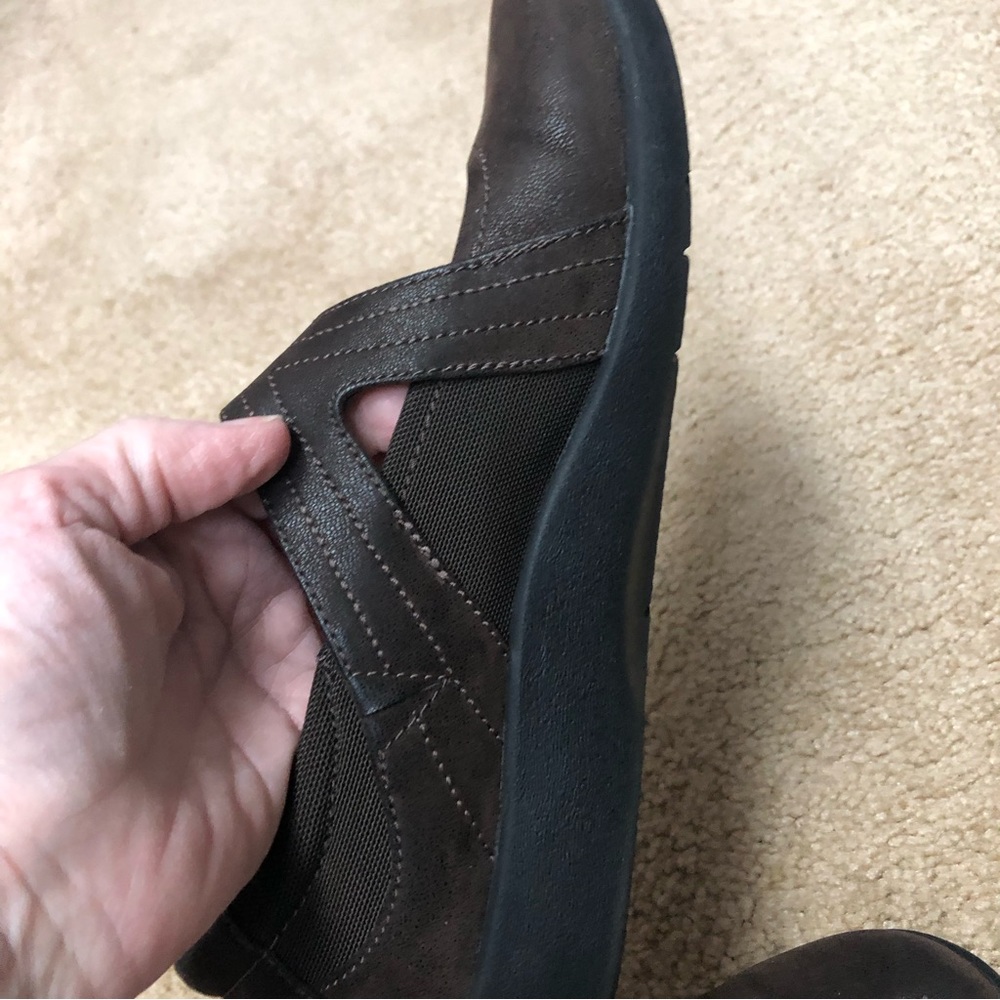 Clark’s Cloudstepper Shoe. Like New Size 8, Color… - image 5